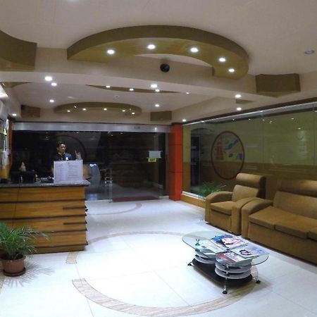 Reddoorz Plus @ Taj Hotel Tuguegarao Exterior foto